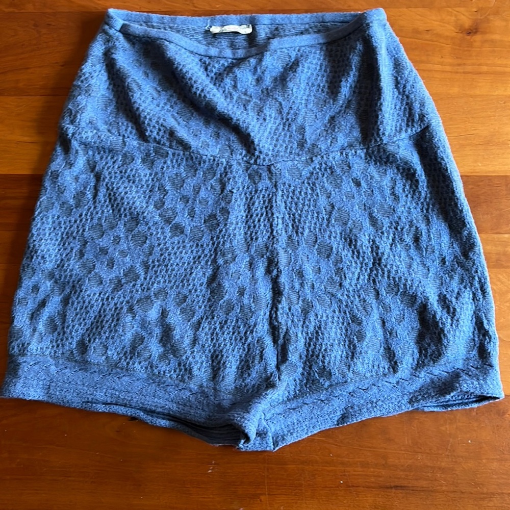 Rare Intimately Free People knit shorts Size medium